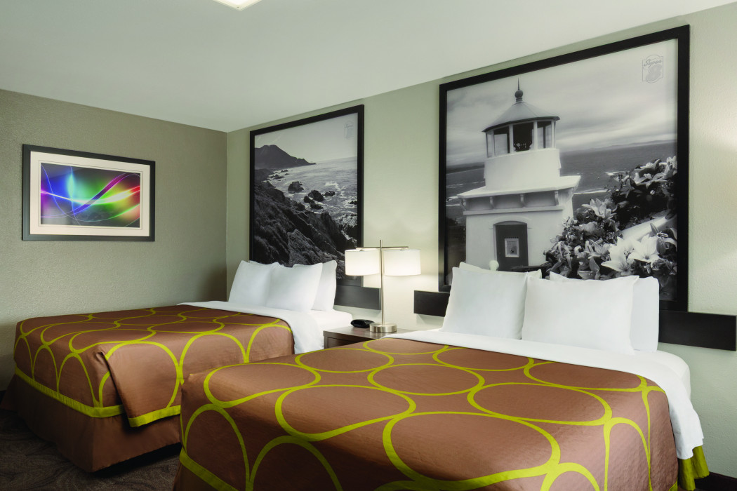 2 QUEEN BEDS, NON-SMOKING