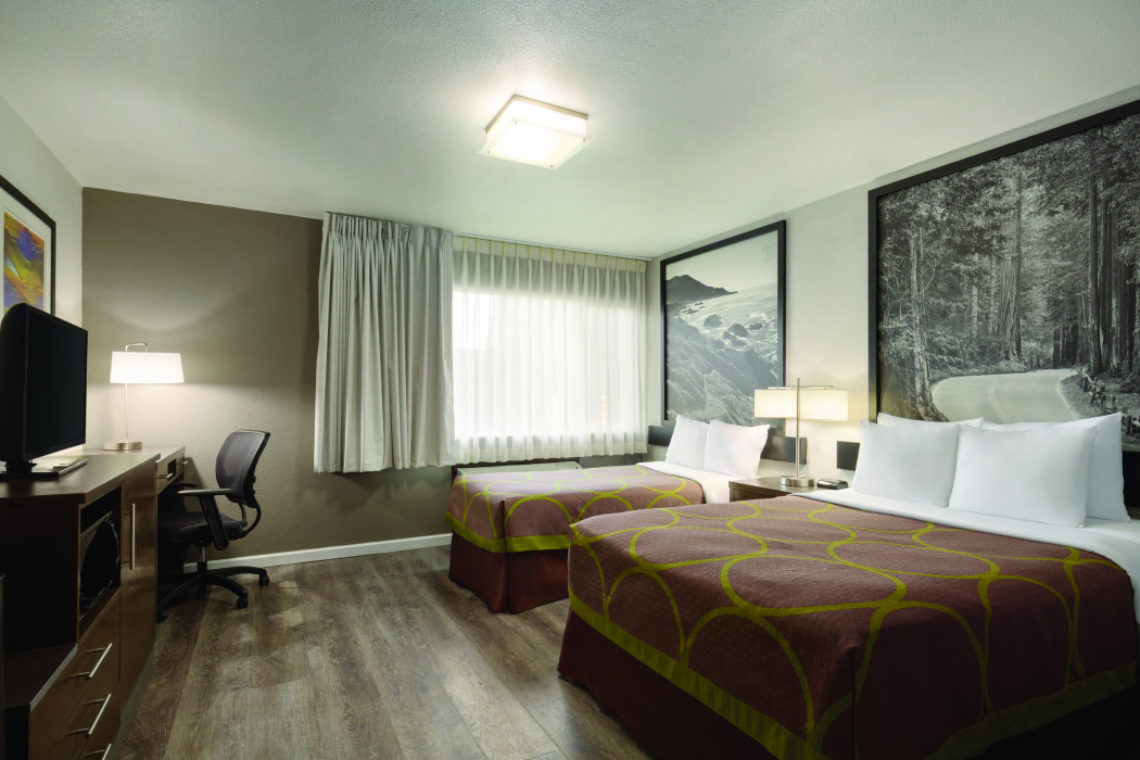1 DOUBLE AND 1 SINGLE BED ACCESSIBLE NON-SMOKING